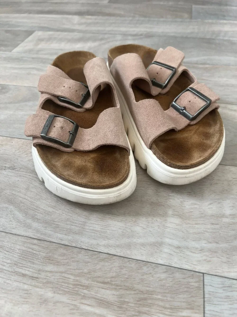 BIRKENSTOCK Arizona Chunky Platform Sandal- Women's 39 (8-8.5)